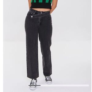 Forever 21 Crisscross Belt Straight-Leg Jeans